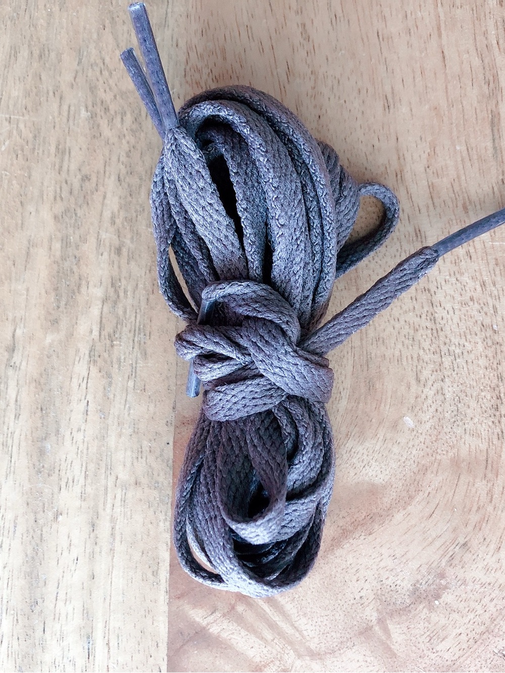 Adidas shoelaces from Handball Speziale runners shoes brown